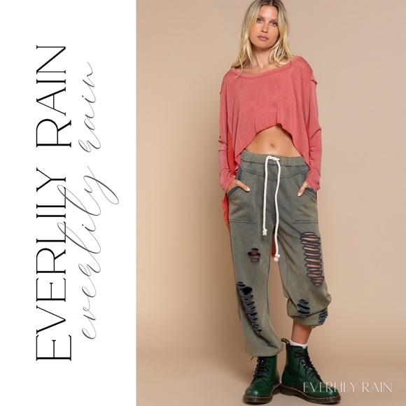 POL Distressed Jogger Pants - Picture 9 of 13